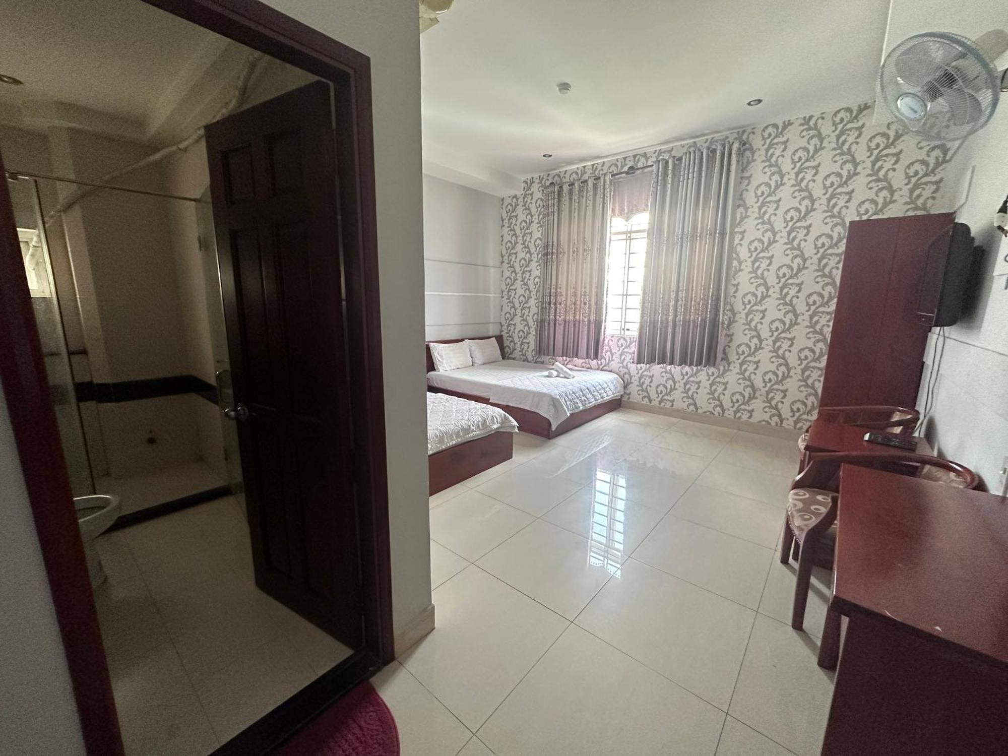 Hotel Khach San Sammi à Hô Chi Minh-Ville Extérieur photo